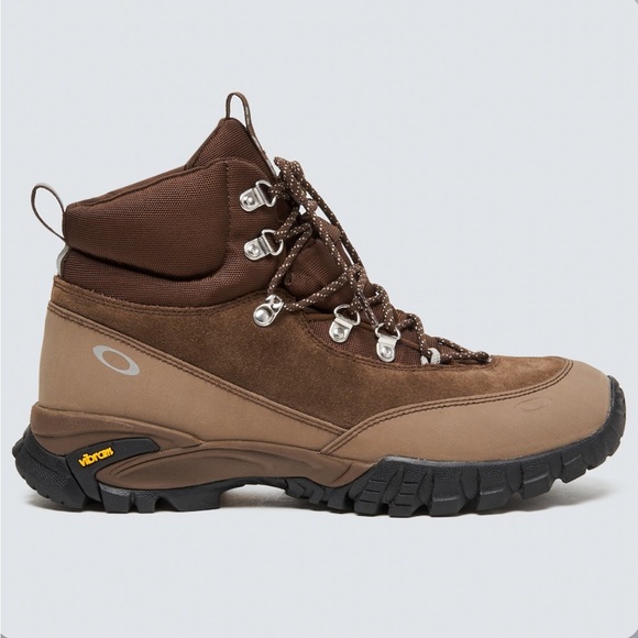 Oakley Other - Men’s Oakley Vertex Waterproof Boots